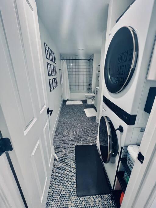 Urban Oasis, Otr Near Casino & Downtown! - 2 Beds Apartment Cincinnati Luaran gambar